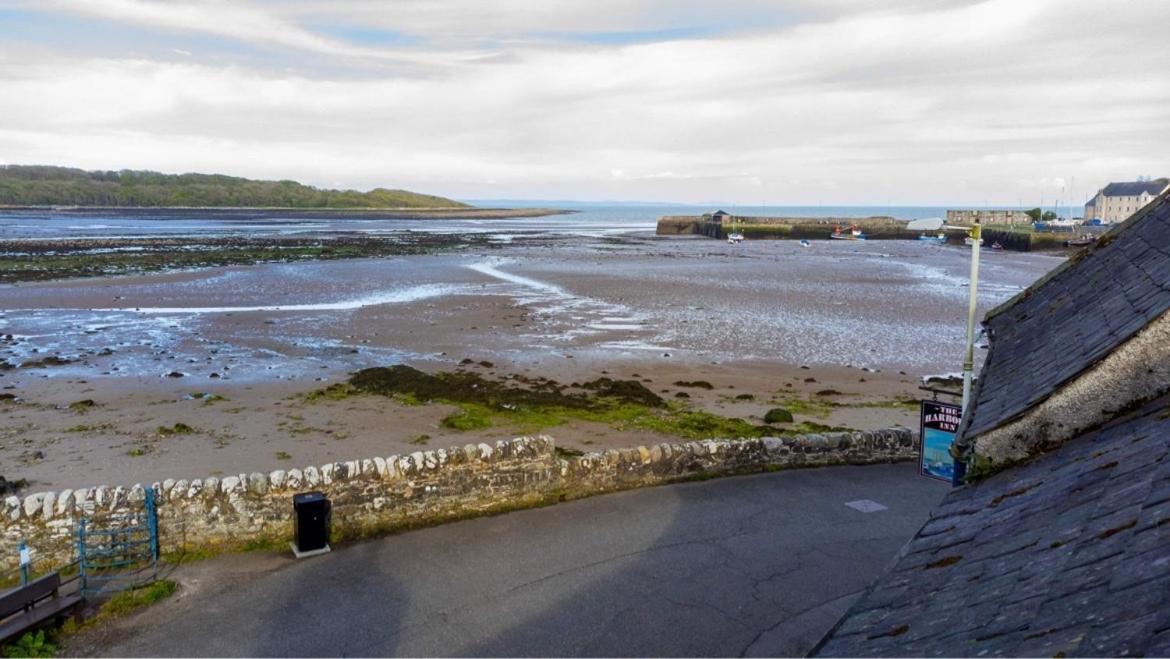 The Harbour Inn Garlieston Bagian luar foto