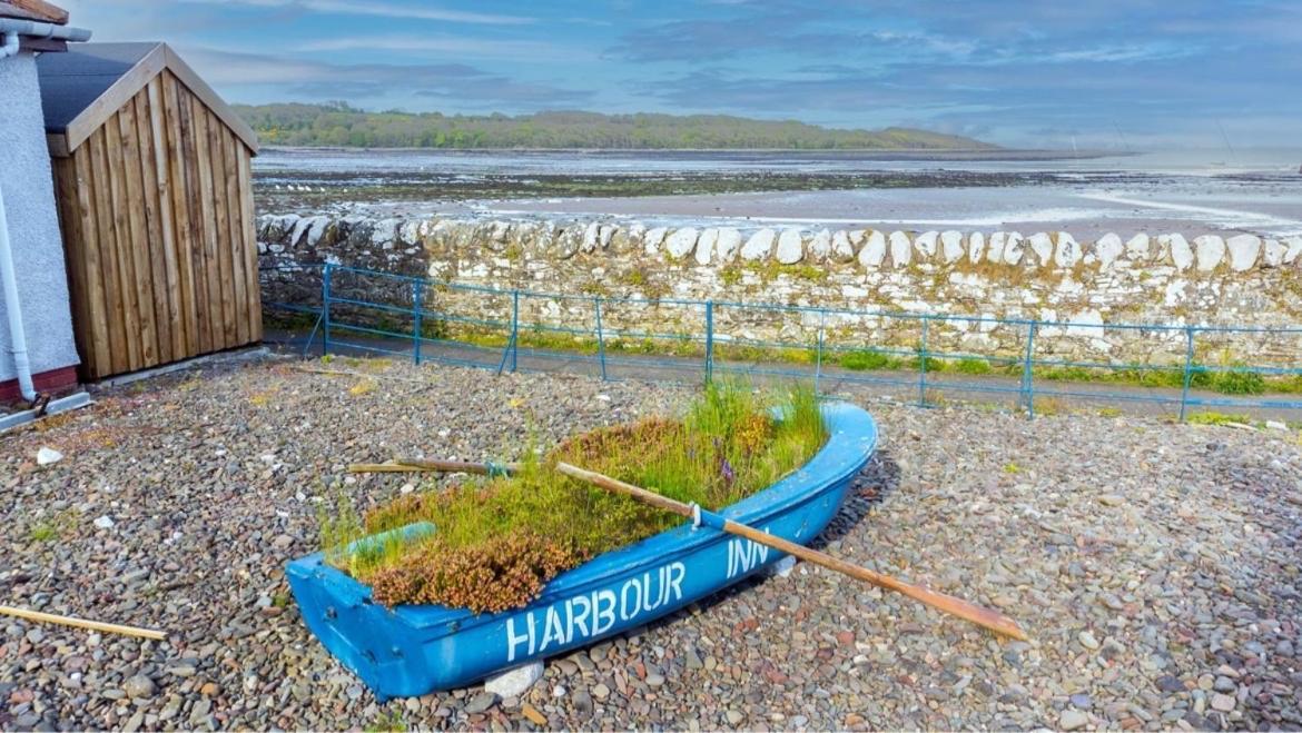 The Harbour Inn Garlieston Bagian luar foto